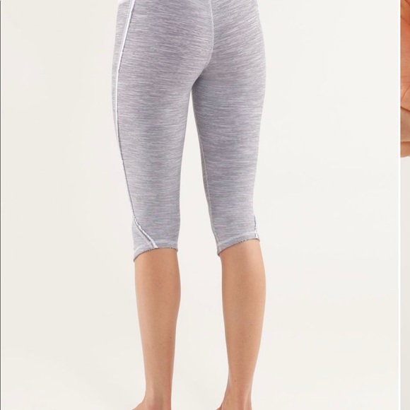 Lululemon Run: Fast And Free Crop
Wee Are From Space  / White / Metallic Silver - Picture 2 of 11